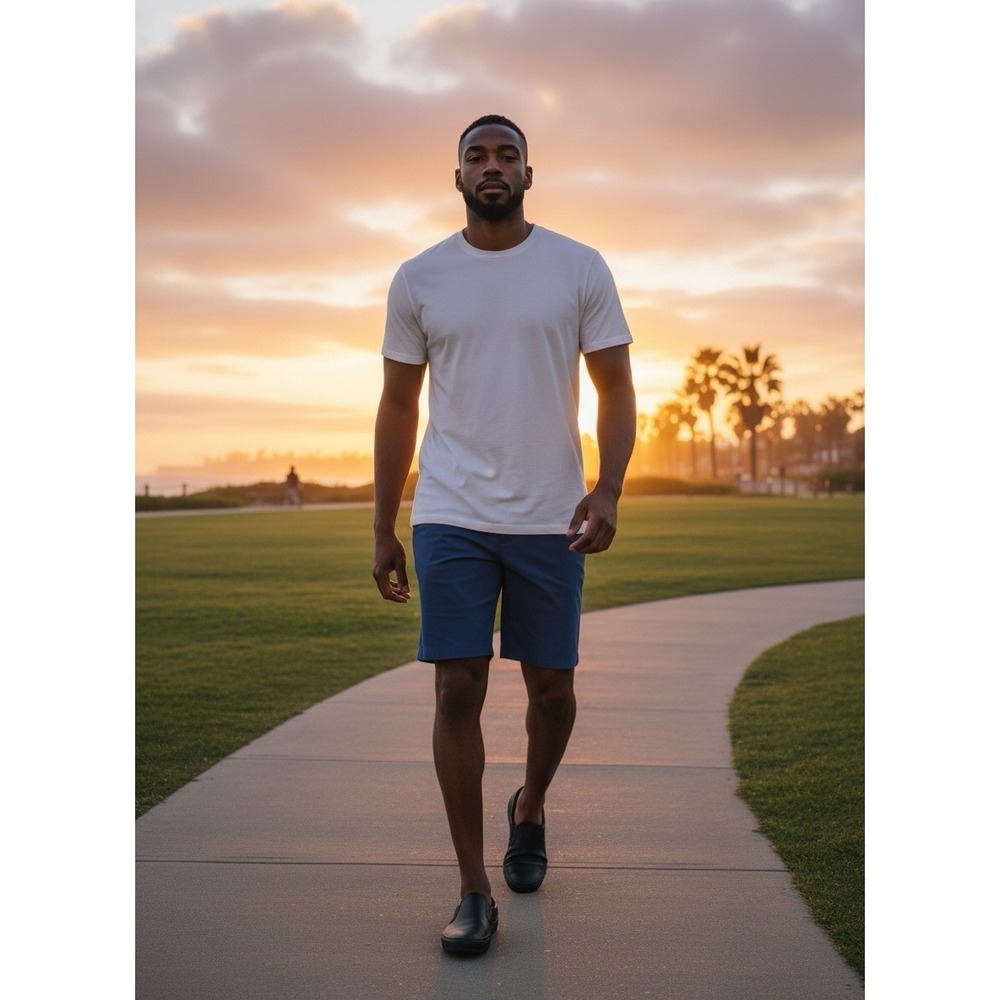TravisMathew Wanderlust Golf Shorts Mood Indigo Performance Mens 40 Stretch